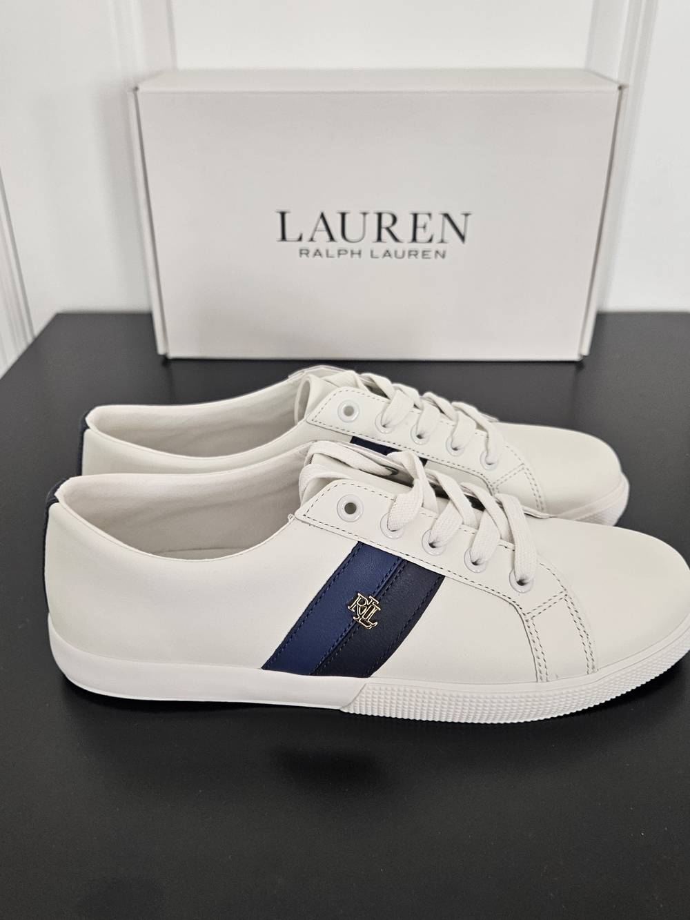 NWT Women's Polo Ralph Lauren Janson II Leather Sneakers Size 9.5